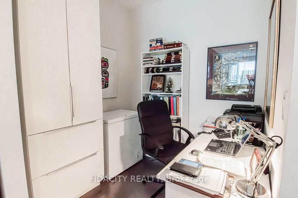 360 Patricia Avenue, Unit 324 - Photo 10