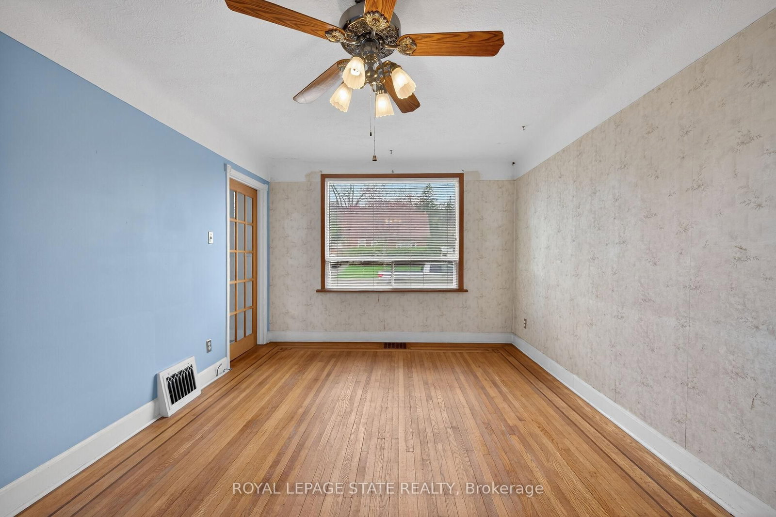 Detached House for sale at 163 Rosedale Avenue, Hamilton, Ontario, L8K 4N4 - Rosedale - MLS: X13002180