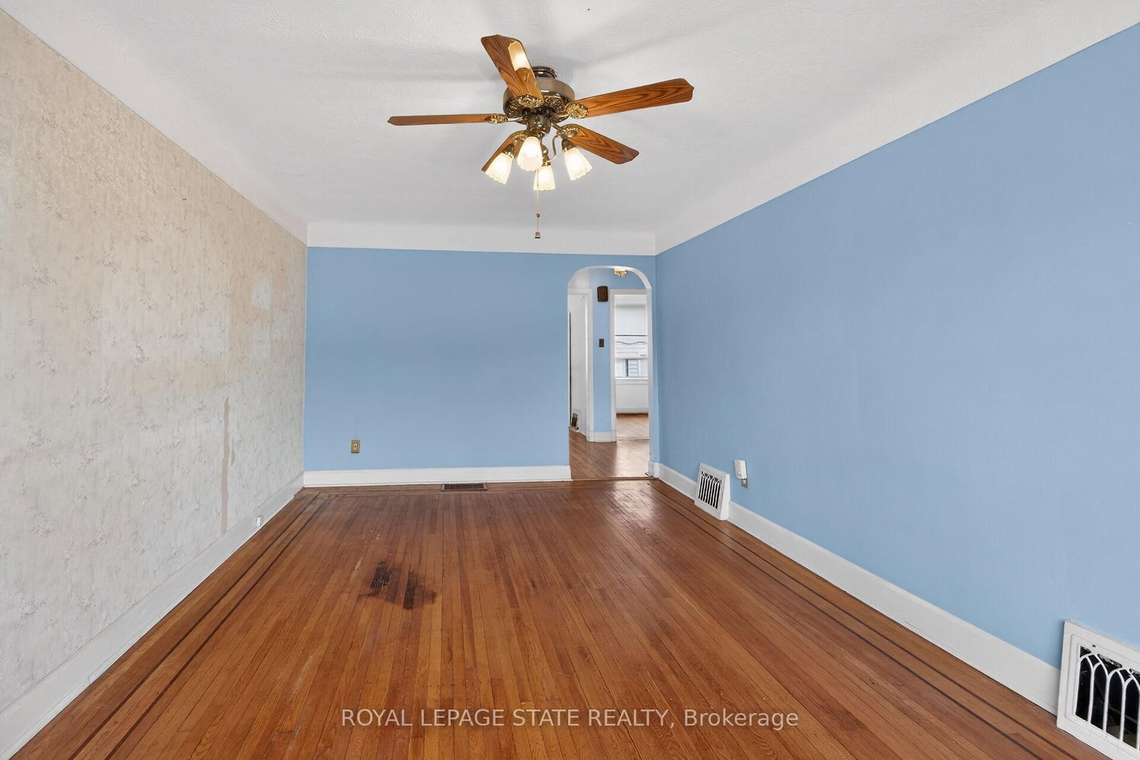 Detached House for sale at 163 Rosedale Avenue, Hamilton, Ontario, L8K 4N4 - Rosedale - MLS: X13002180