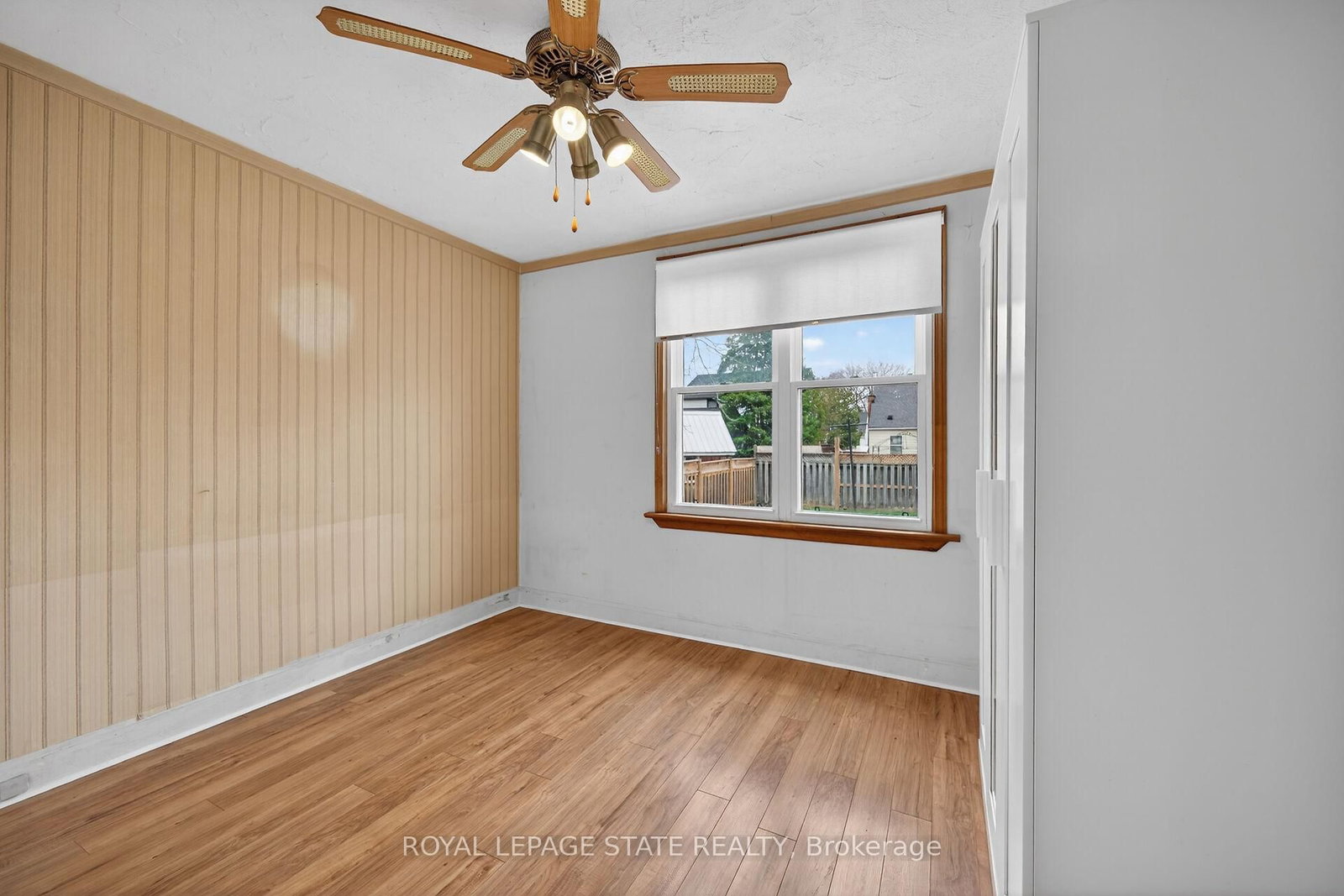 Detached House for sale at 163 Rosedale Avenue, Hamilton, Ontario, L8K 4N4 - Rosedale - MLS: X13002180