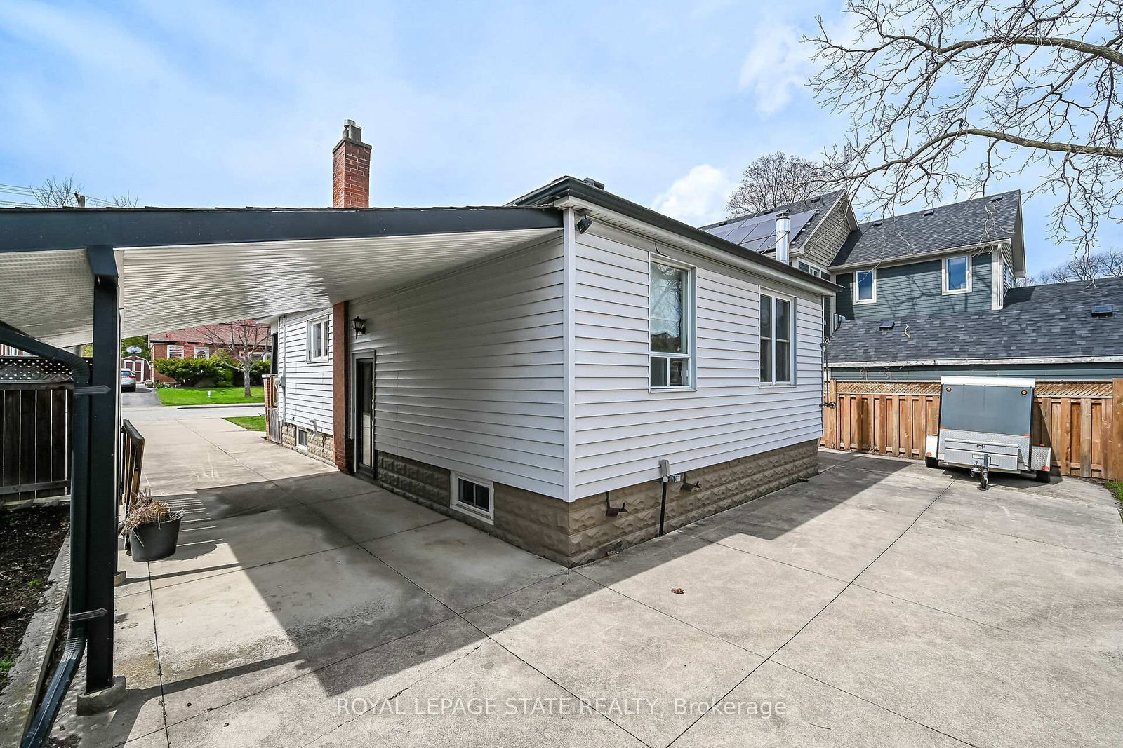 Detached House for sale at 163 Rosedale Avenue, Hamilton, Ontario, L8K 4N4 - Rosedale - MLS: X13002180