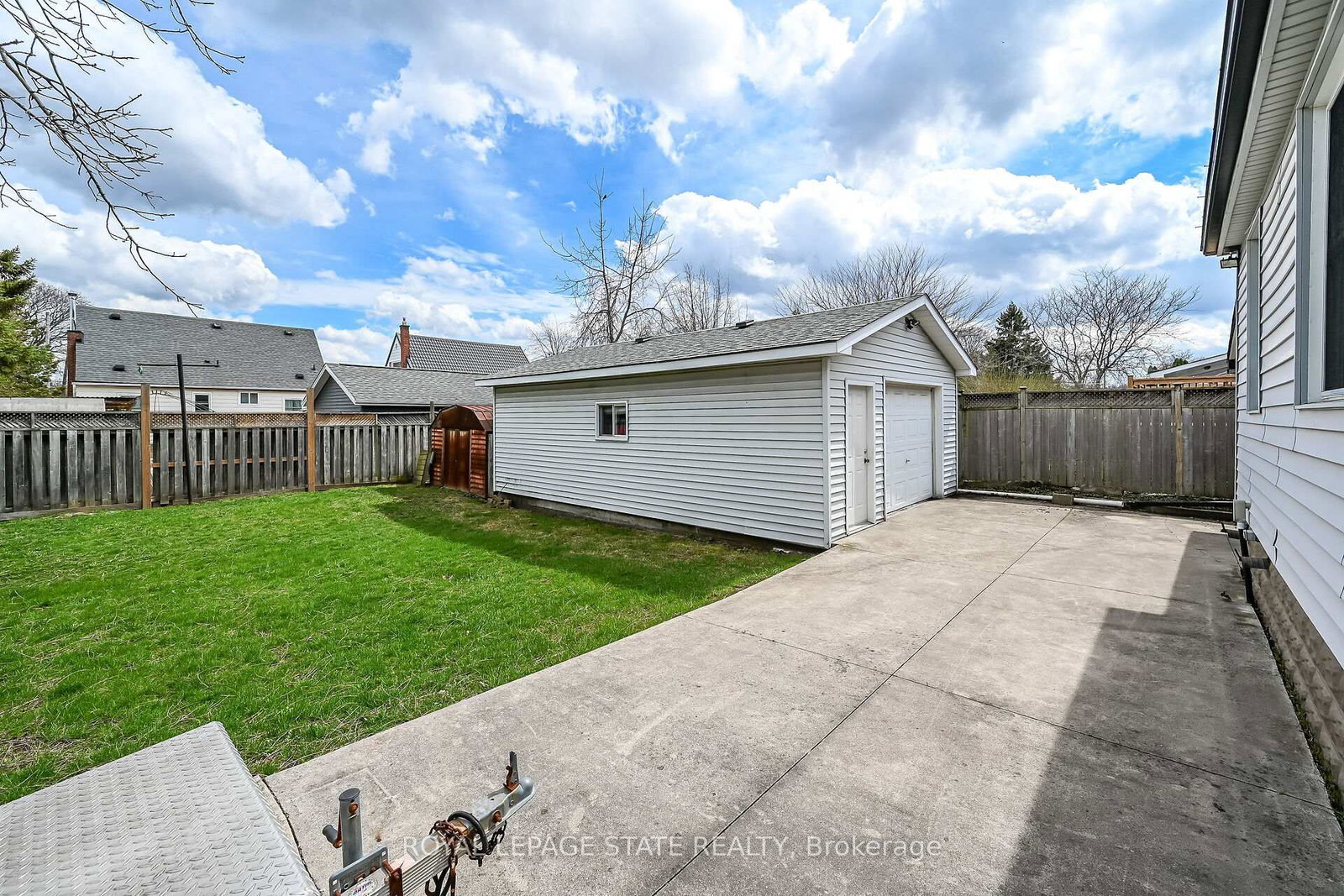 Detached House for sale at 163 Rosedale Avenue, Hamilton, Ontario, L8K 4N4 - Rosedale - MLS: X13002180