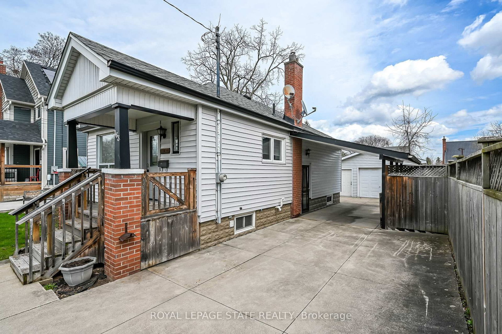 Detached House for sale at 163 Rosedale Avenue, Hamilton, Ontario, L8K 4N4 - Rosedale - MLS: X13002180