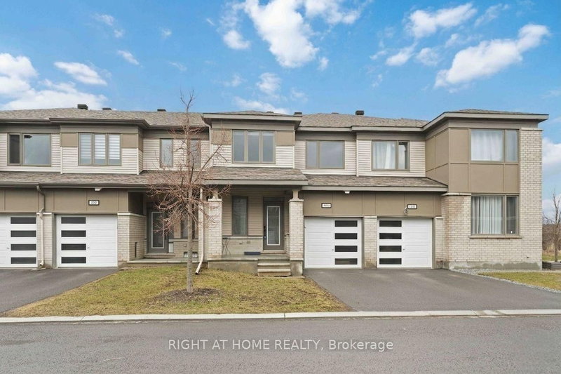 home for sale on 404 Edgevalley Court