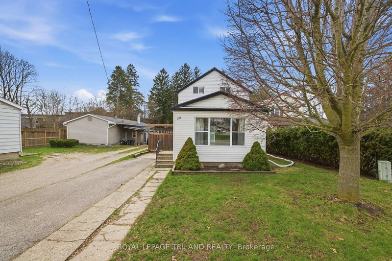 29 Marlboro St, Woodstock, N4S 7E3 | Image 2