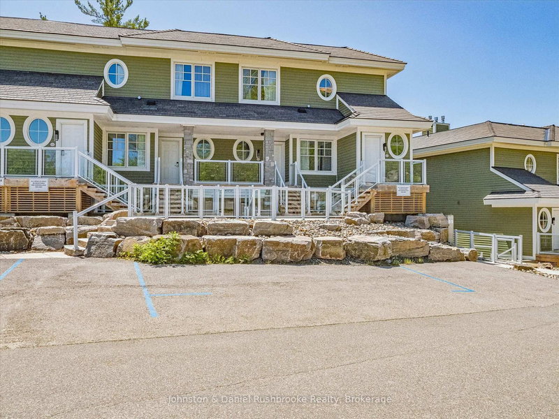 BTVE104 - 1869 Muskoka Road 118 W Highway