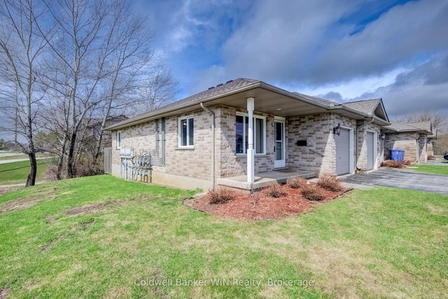 1 - 302 Park Street W