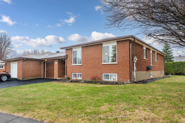 847 Glengarry Boulevard