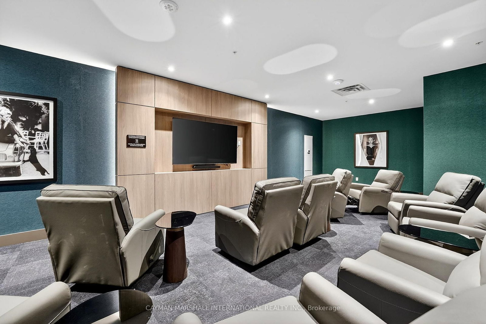 75 James Street S, Unit 804 - Photo 19