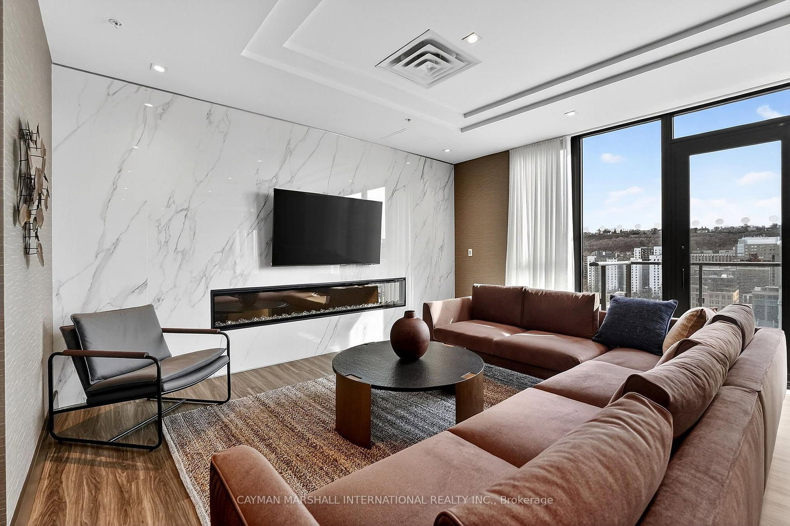 75 James Street S, Unit 804 - Photo 24