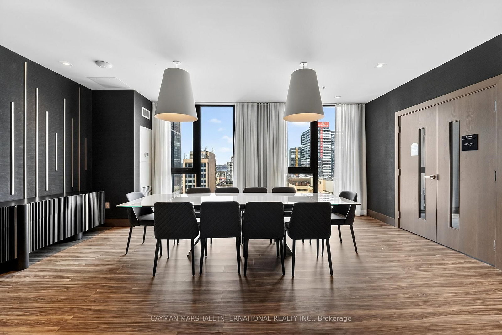 75 James Street S, Unit 804 - Photo 27