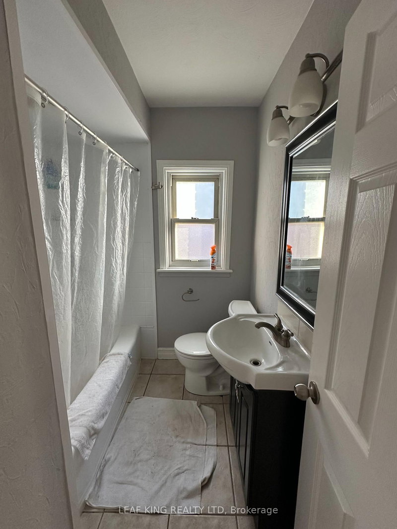 54 West 1st St, Hamilton, L9C 3C1 | Image 3