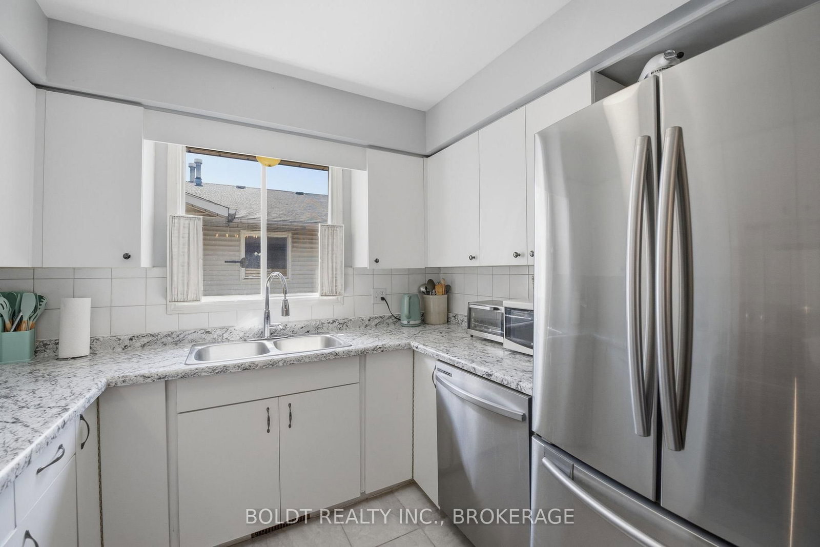 Semi-Detached House for sale at 107 Chapel Hill Crescent, Welland, Ontario, L3C 6G8 - N. Welland - MLS: X13002486