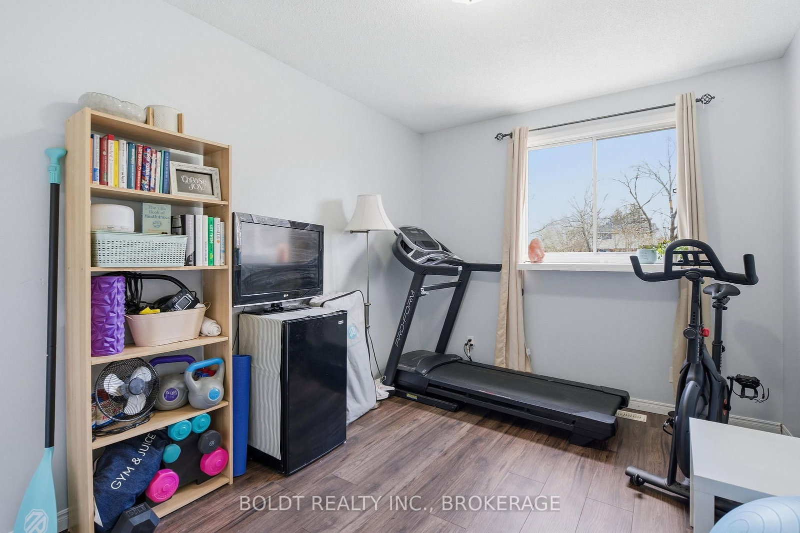 Semi-Detached House for sale at 107 Chapel Hill Crescent, Welland, Ontario, L3C 6G8 - N. Welland - MLS: X13002486