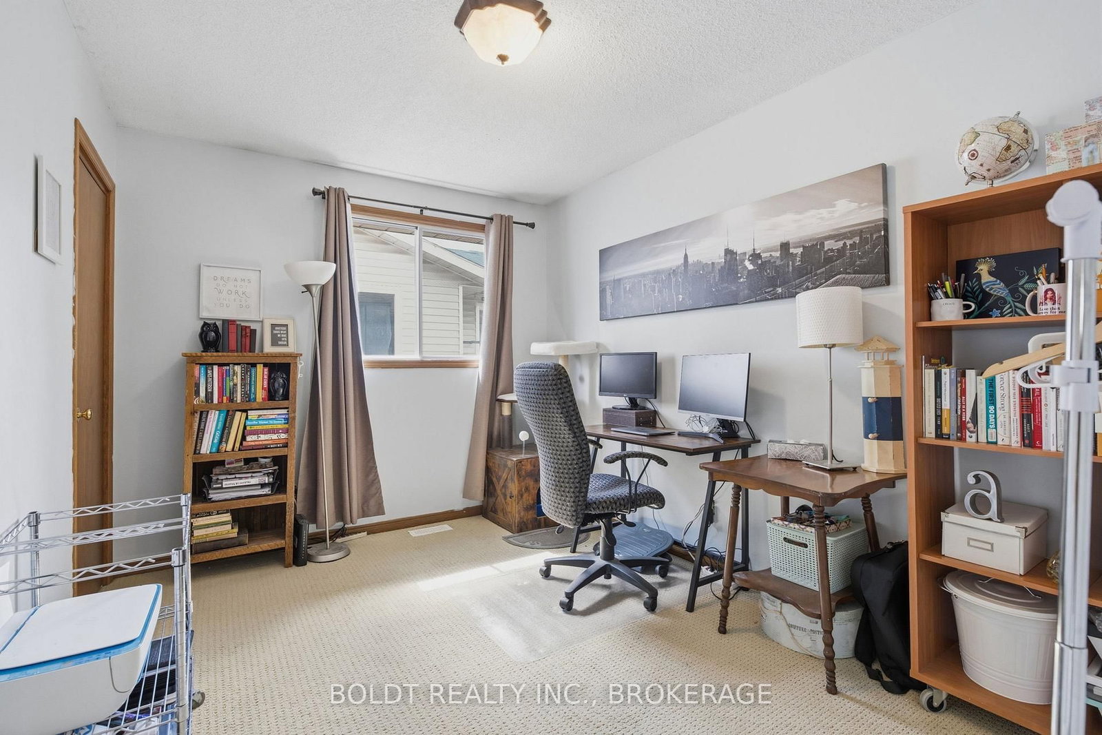 Semi-Detached House for sale at 107 Chapel Hill Crescent, Welland, Ontario, L3C 6G8 - N. Welland - MLS: X13002486