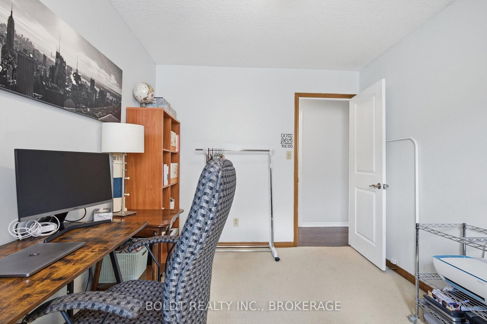 Semi-Detached House for sale at 107 Chapel Hill Crescent, Welland, Ontario, L3C 6G8 - N. Welland - MLS: X13002486