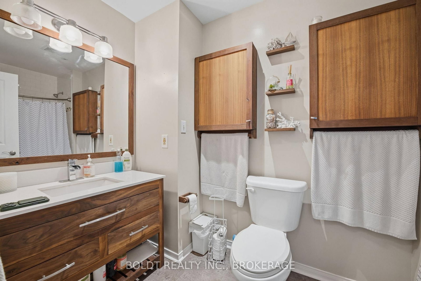 Semi-Detached House for sale at 107 Chapel Hill Crescent, Welland, Ontario, L3C 6G8 - N. Welland - MLS: X13002486