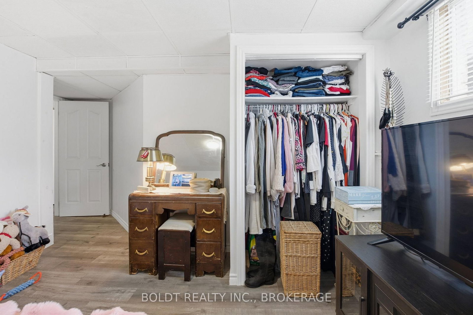 Semi-Detached House for sale at 107 Chapel Hill Crescent, Welland, Ontario, L3C 6G8 - N. Welland - MLS: X13002486