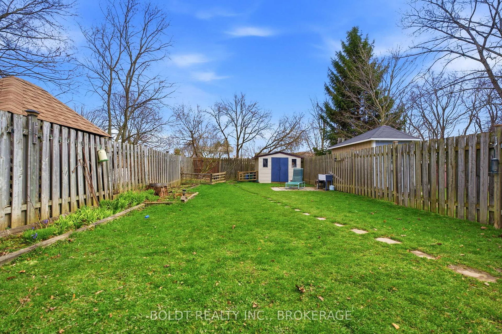 Semi-Detached House for sale at 107 Chapel Hill Crescent, Welland, Ontario, L3C 6G8 - N. Welland - MLS: X13002486