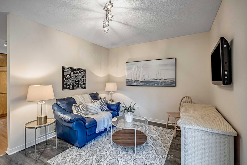 640 Acadia Dr, Hamilton, L8W 3V1 | Image 3