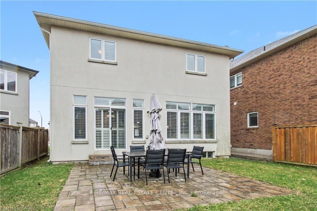 Detached House for sale at 235 Fair Street, Hamilton, Ontario, L9K 0B9 - Meadowlands - MLS: X13002634