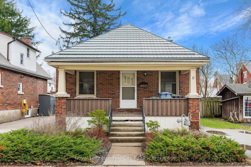 home for sale on 9 Stull Avenue