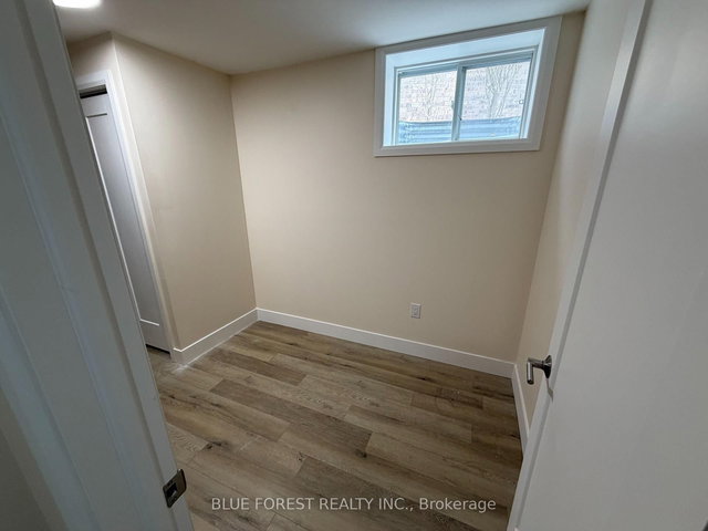 Lower - 370 Jonathan Street