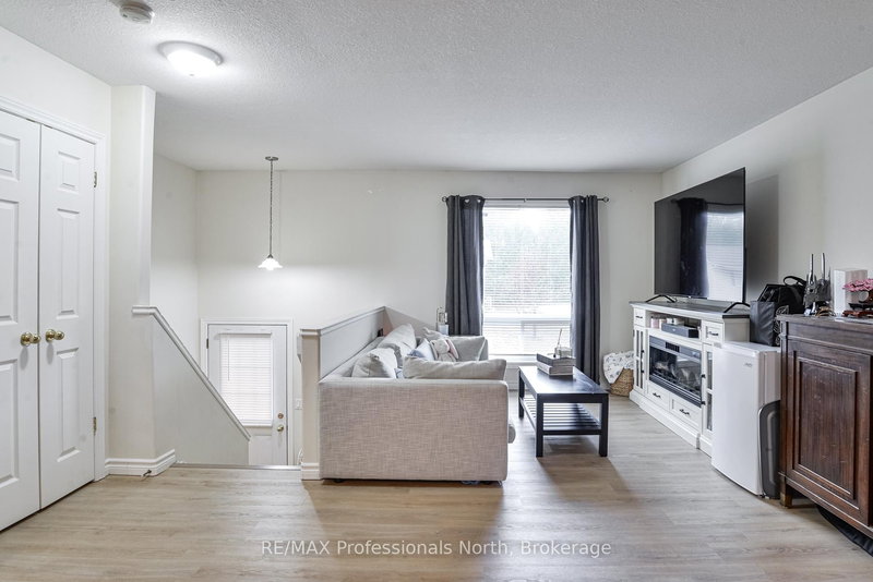 12 - 200 Pine St, Bracebridge, P1L 2H9 | Image 3