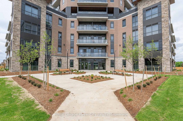 402 - 332 Gosling Gardens