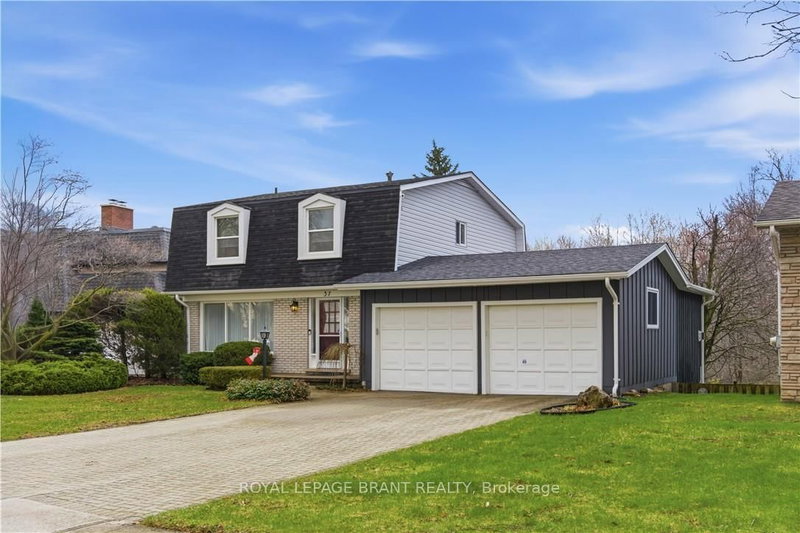 37 Parkview Cres, Kitchener, N2A 1M1 | Image 2