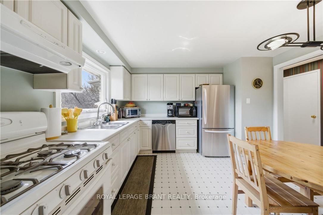 37 Parkview Crescent - Photo 6