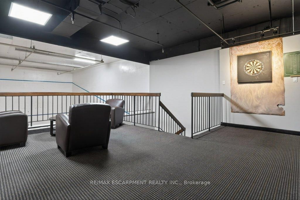 150 Charlton Avenue E, Unit 1801 - Photo 37