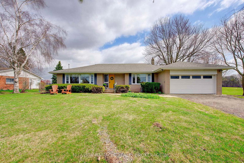 21752 Richmond St, Middlesex Centre, N5X 4B2 | Image 2