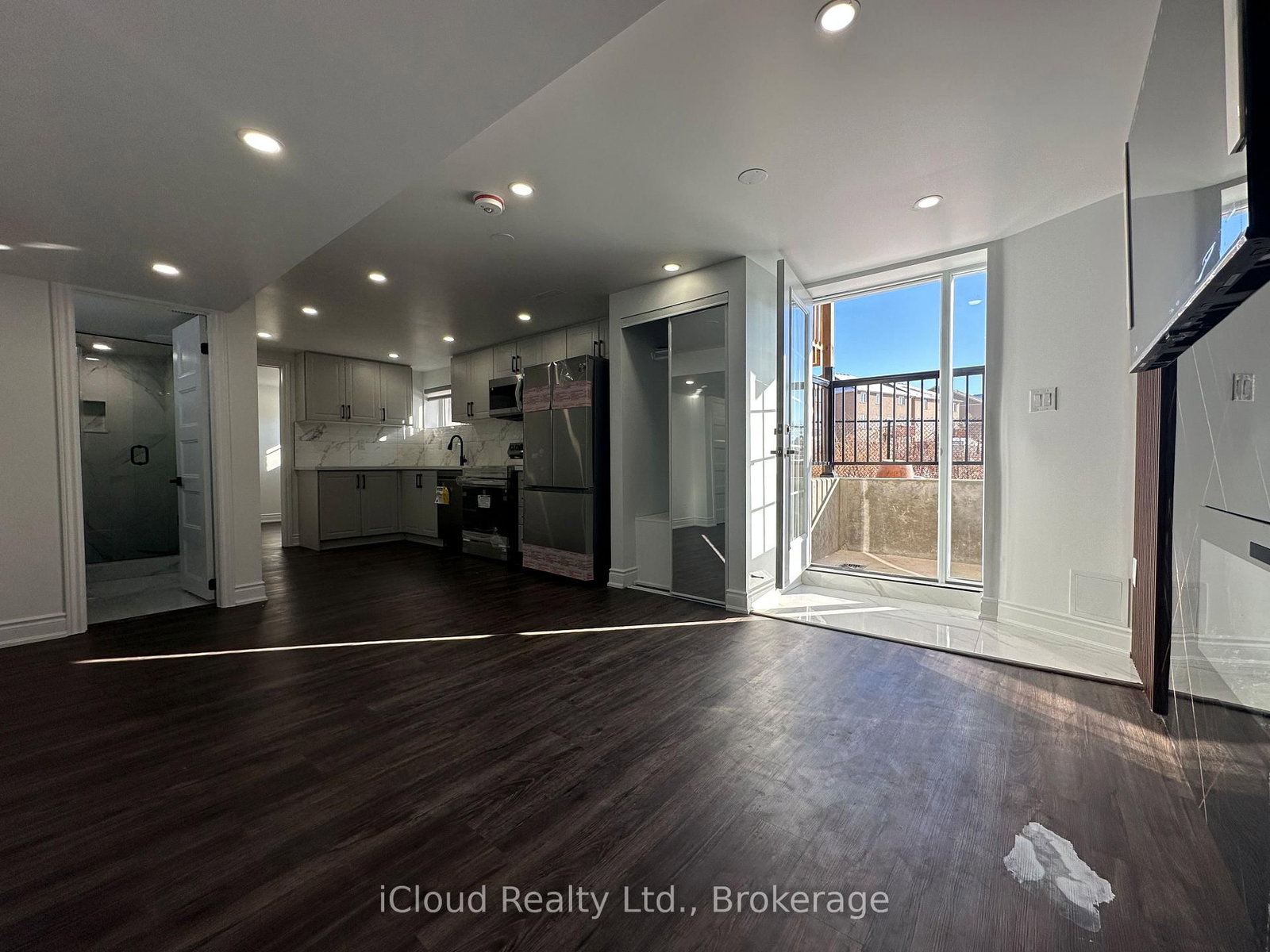 89 Longboat Run W, Unit BSMT - Photo 17