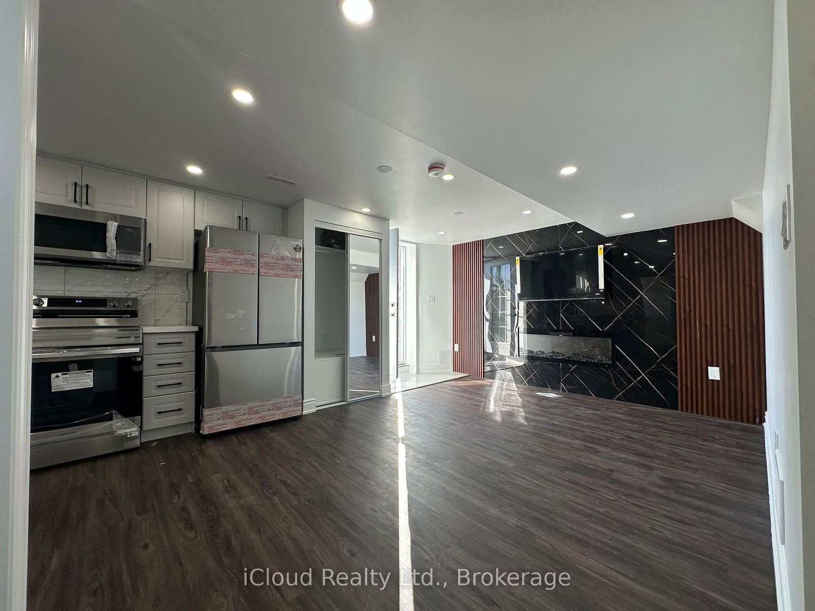 89 Longboat Run W, Unit BSMT - Photo 18