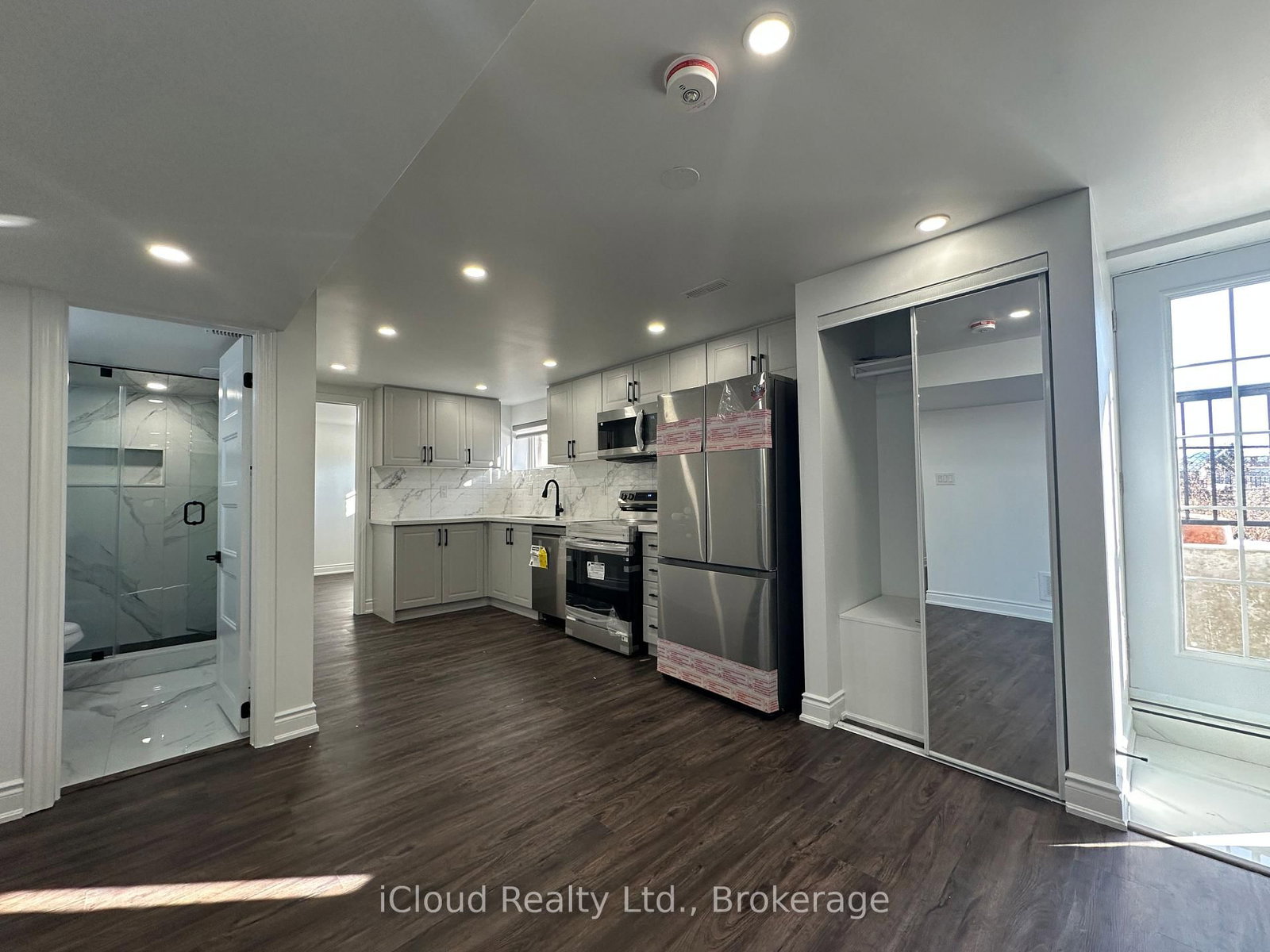 89 Longboat Run W, Unit BSMT - Photo 19