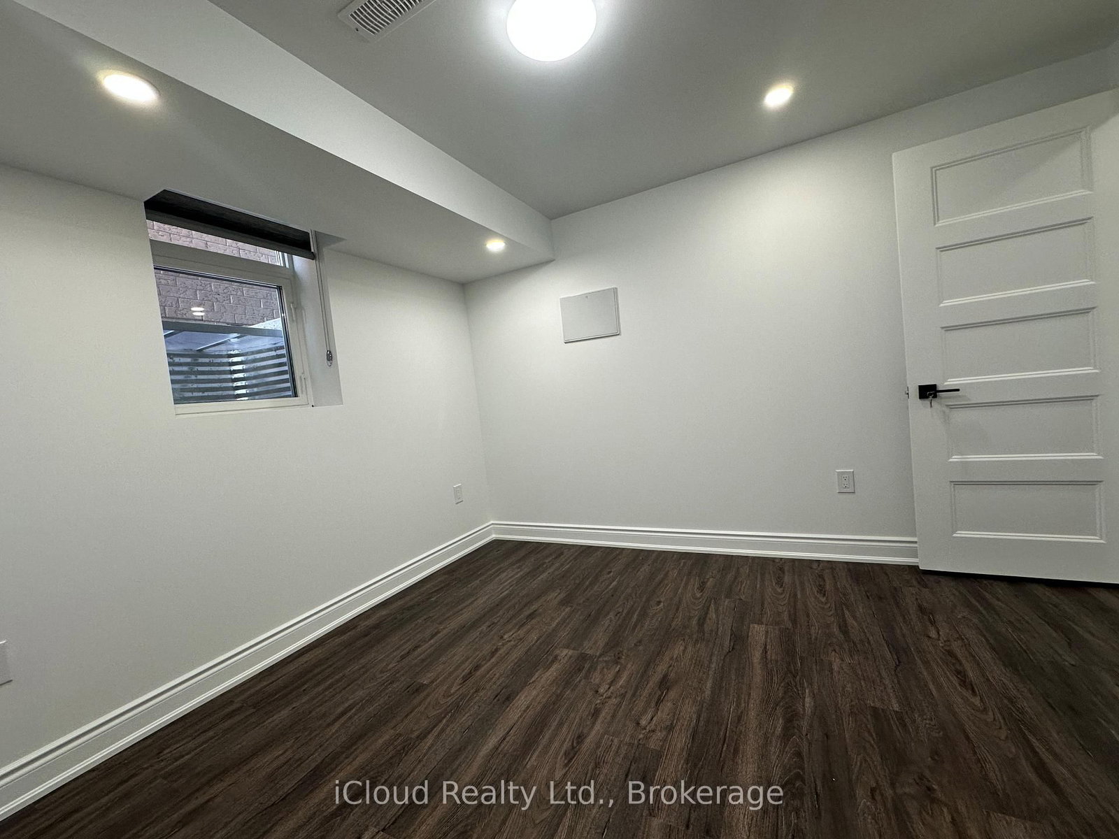 89 Longboat Run W, Unit BSMT - Photo 32