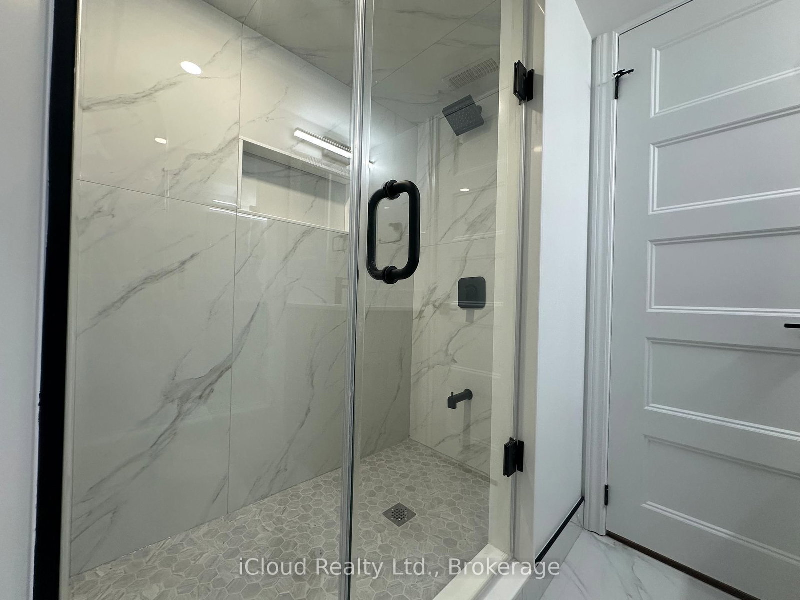 89 Longboat Run W, Unit BSMT - Photo 37