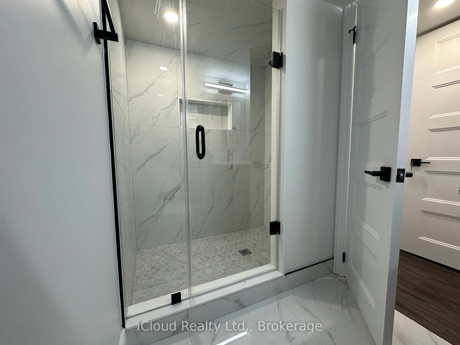 89 Longboat Run W, Unit BSMT - Photo 44