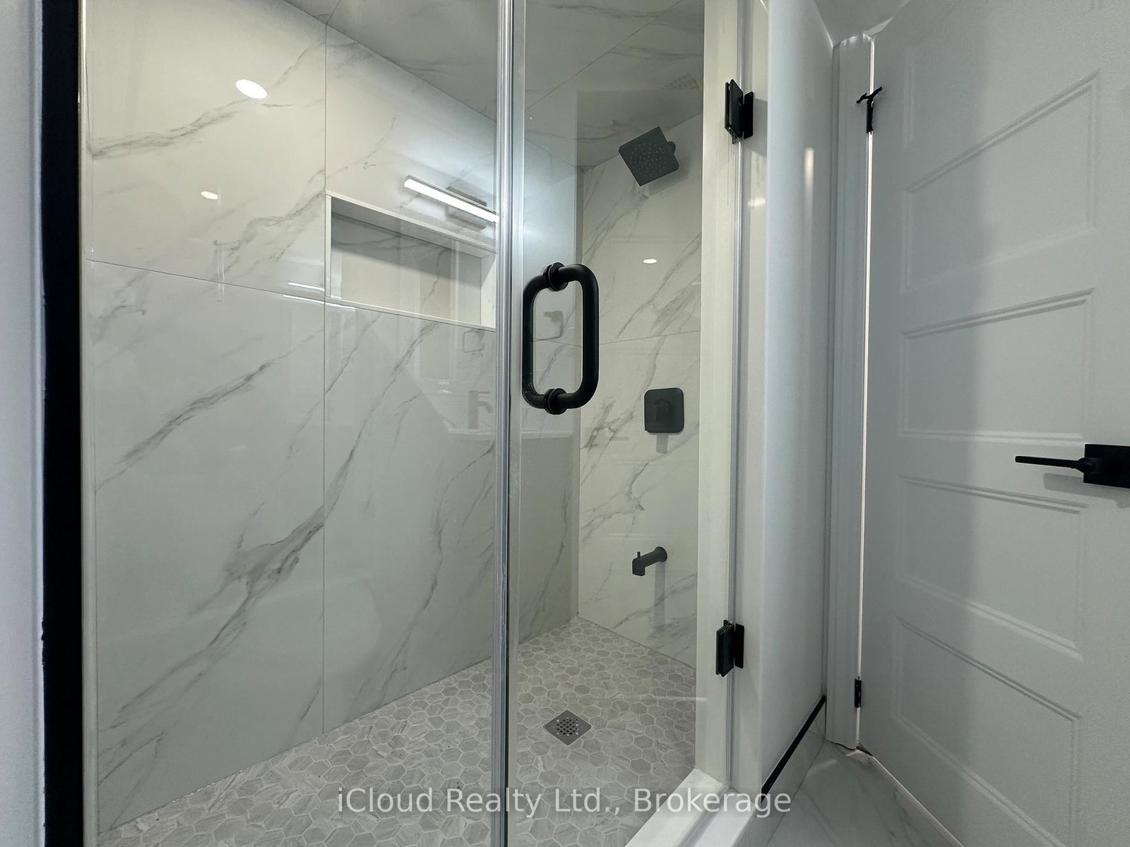 89 Longboat Run W, Unit BSMT - Photo 45