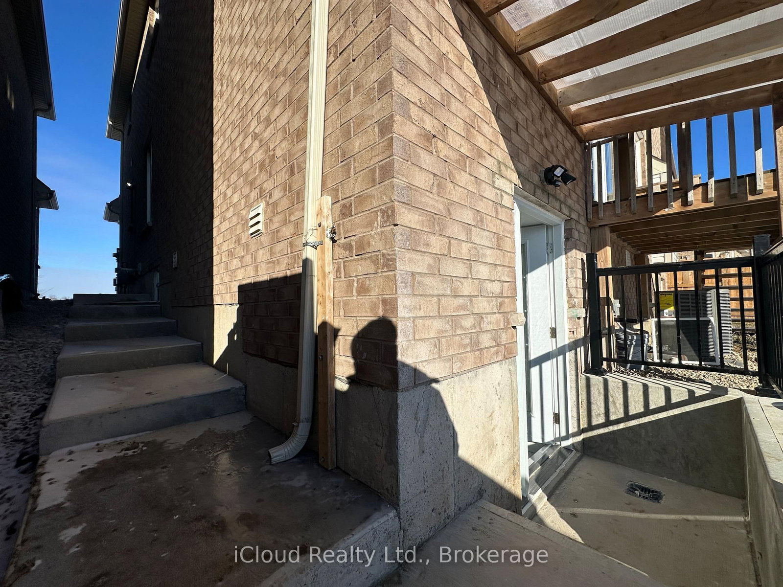 89 Longboat Run W, Unit BSMT - Photo 6