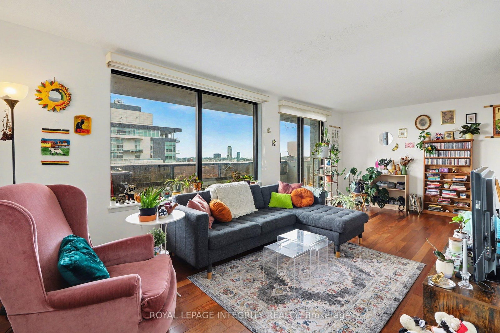 470 Laurier Avenue W, Unit PH2104 - Photo 4