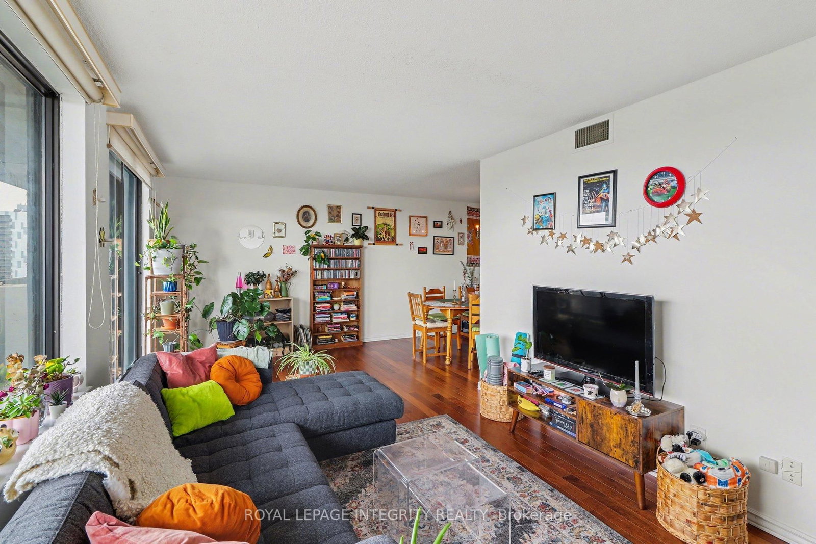 470 Laurier Avenue W, Unit PH2104 - Photo 5