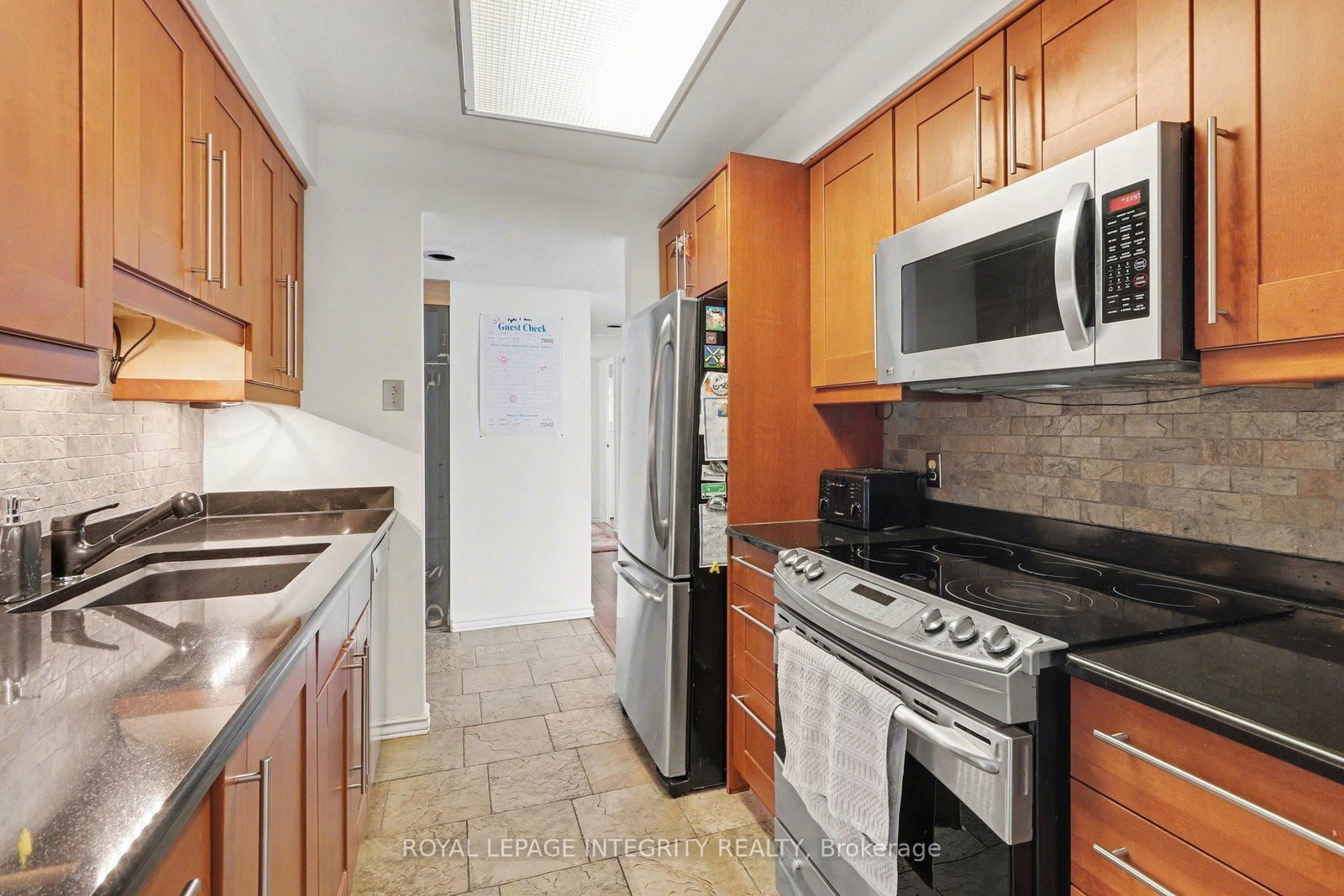 470 Laurier Avenue W, Unit PH2104 - Photo 8