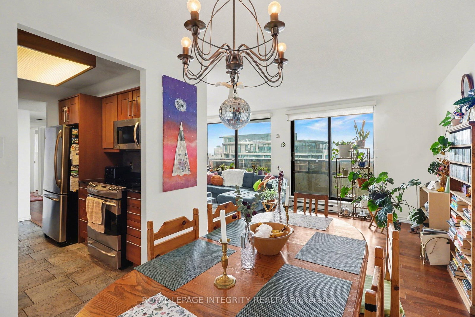 470 Laurier Avenue W, Unit PH2104 - Photo 9