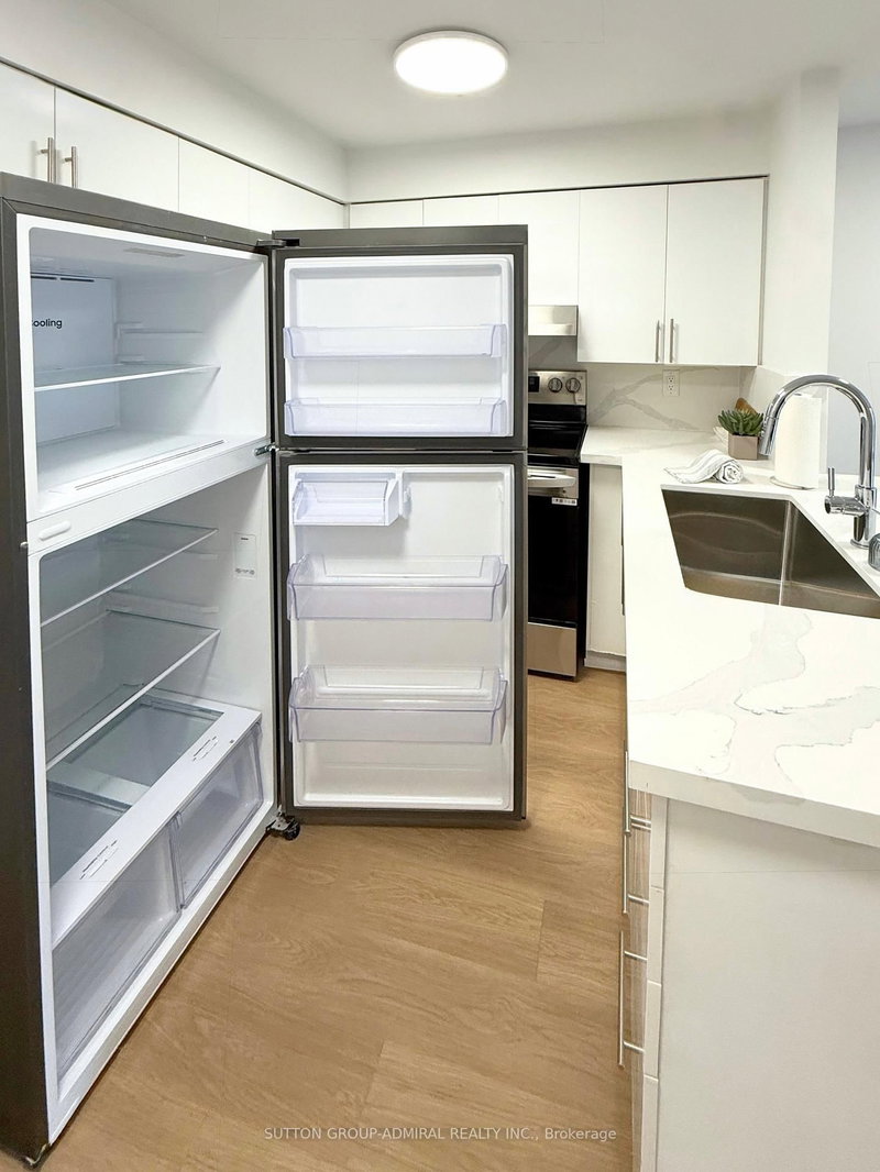 30 - 41 Valleyview Rd, Kitchener, N2E 3H9 | Image 3