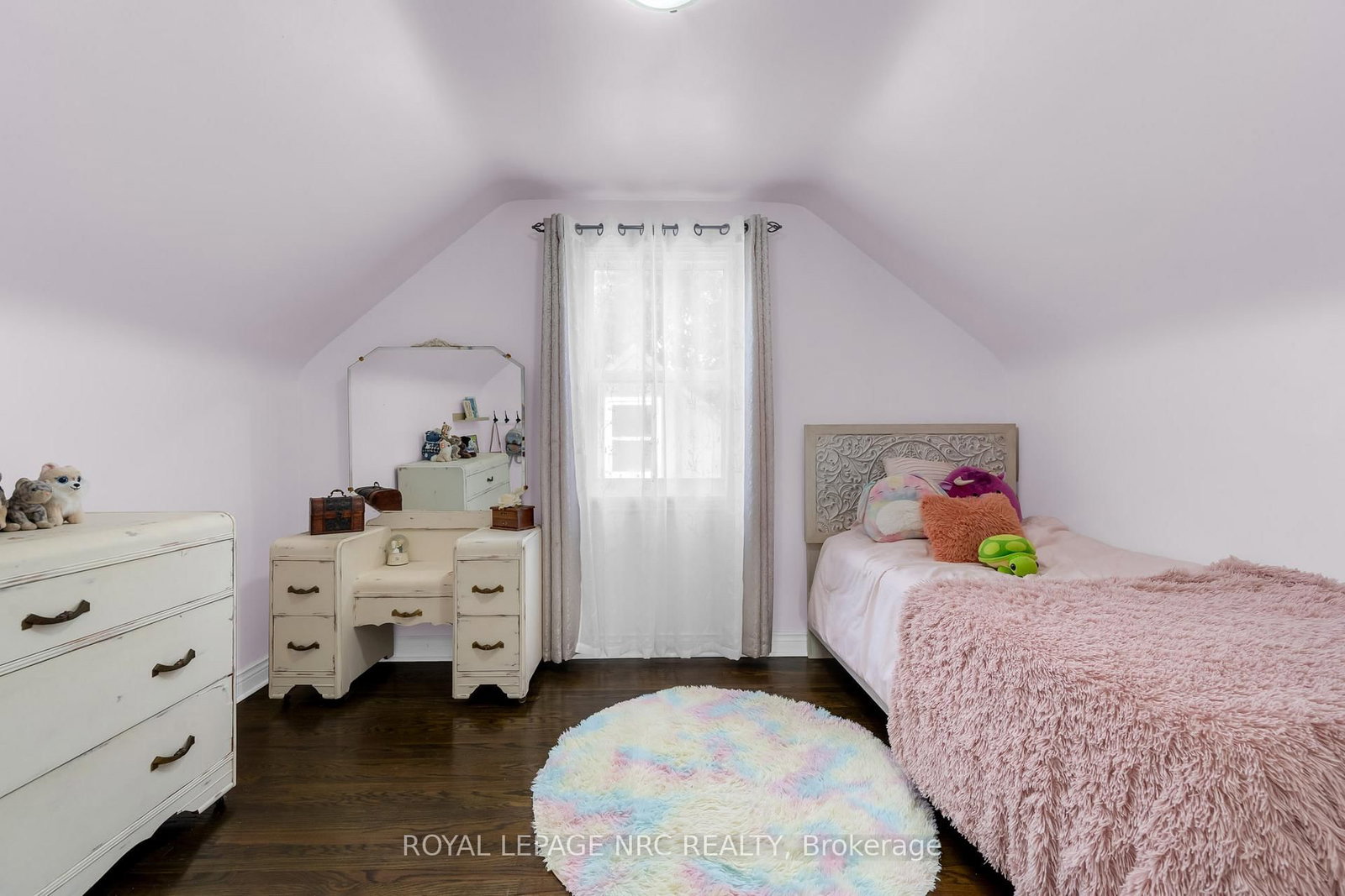 Detached House for sale at 475 East 38th Street, Hamilton, Ontario, L8V 4G7 - Macassa - MLS: X13002874