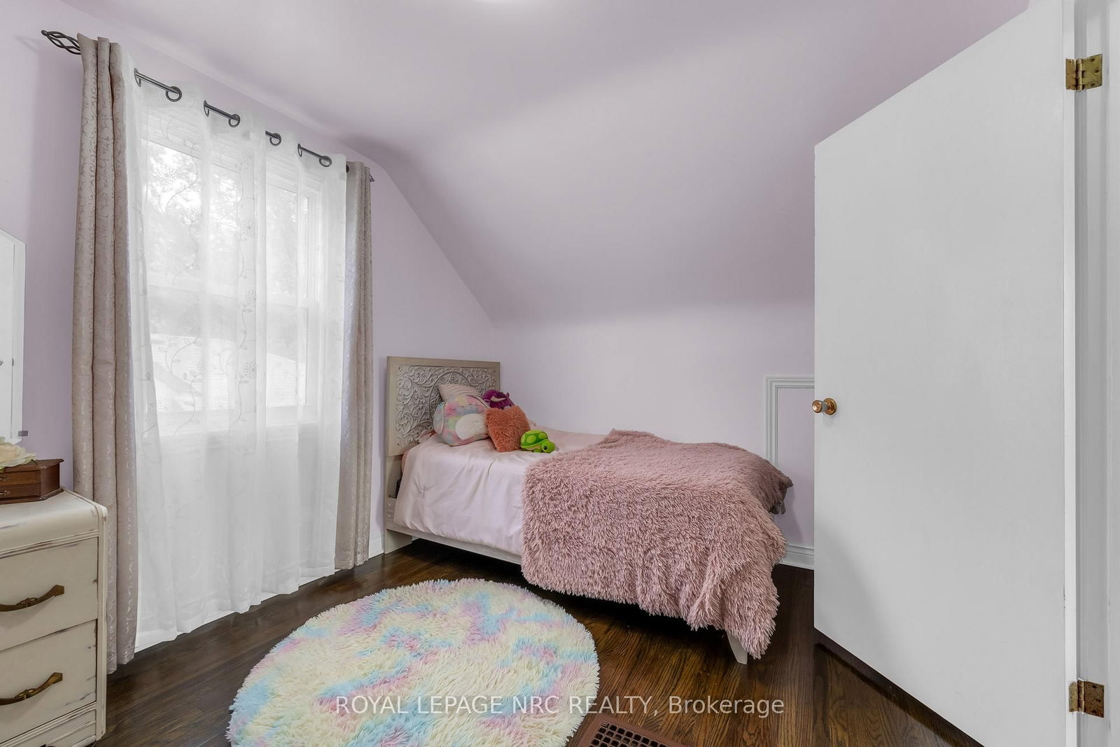 Detached House for sale at 475 East 38th Street, Hamilton, Ontario, L8V 4G7 - Macassa - MLS: X13002874