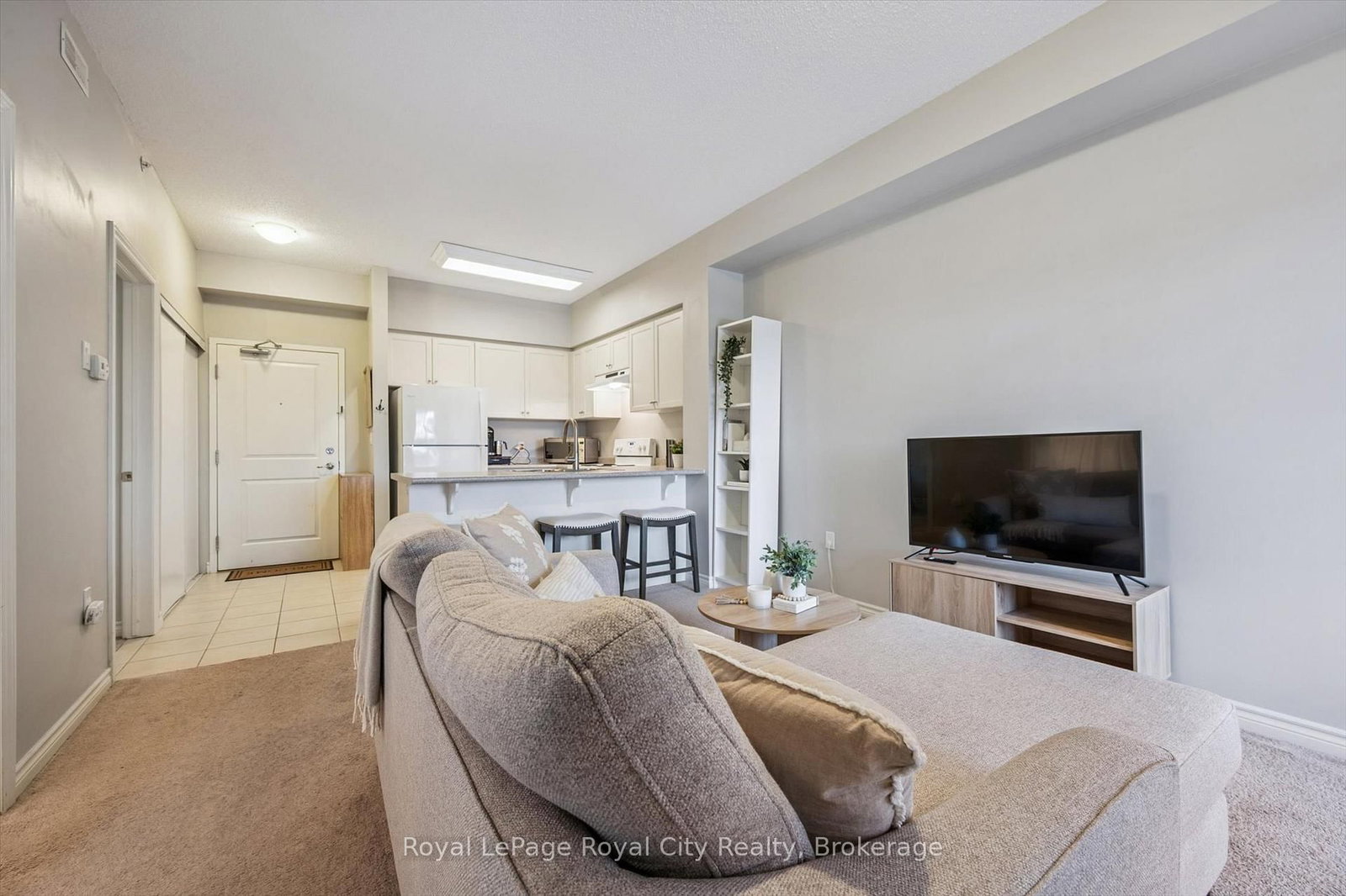 1077 Gordon Street, Unit 429 - Photo 19