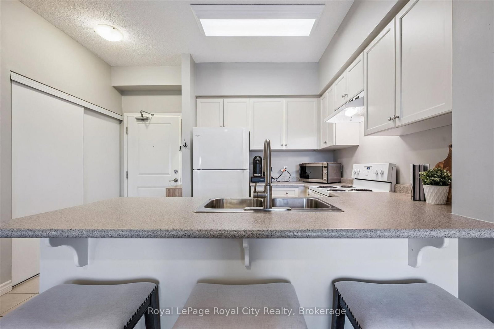 1077 Gordon Street, Unit 429 - Photo 26